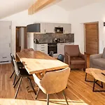 Appartementhaus Aurum - Summercard Included צל-אם-זי