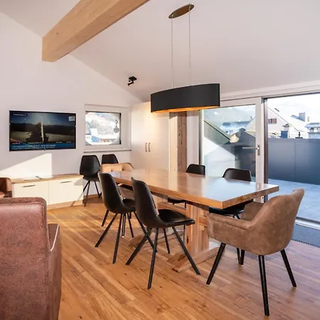 Appartementhaus Aurum - Summercard Included Apartamento Zell am See