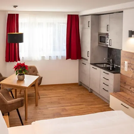 アパート Appartementhaus Aurum - Summercard Included