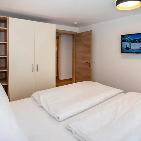 Appartementhaus Aurum - Summercard Included アパート